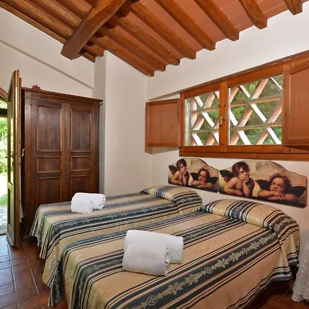 Villa La Badia 1 *